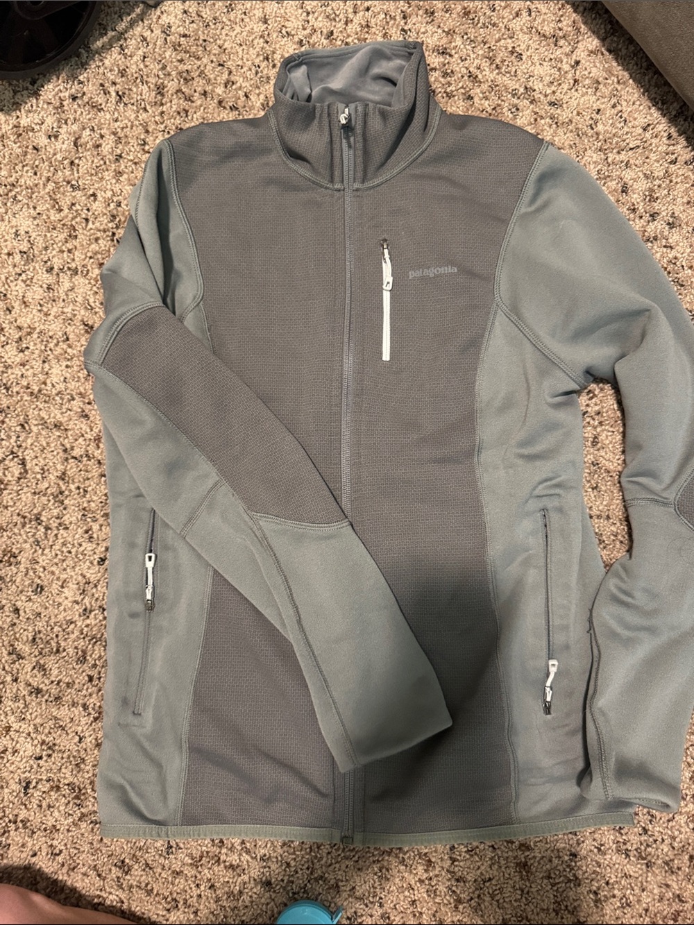 Patagonia Slate Gray Full-Zip Light weight Fleece Jacket